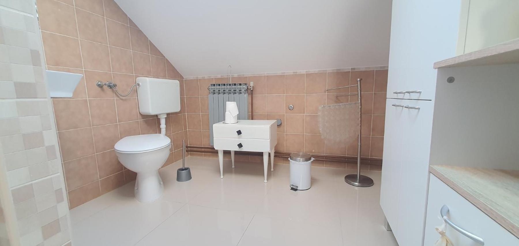 וואראז'דין Apartman Ivana מראה חיצוני תמונה
