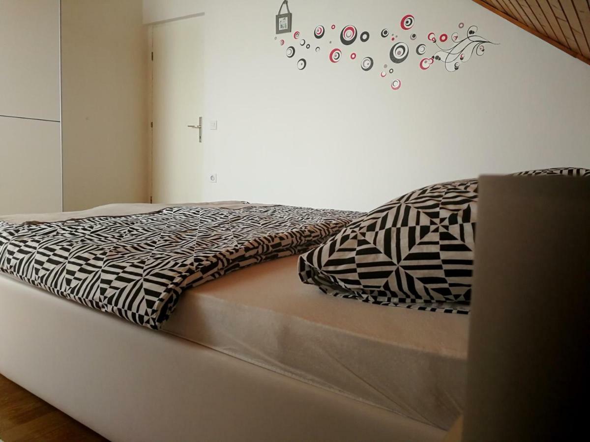 וואראז'דין Apartman Ivana מראה חיצוני תמונה